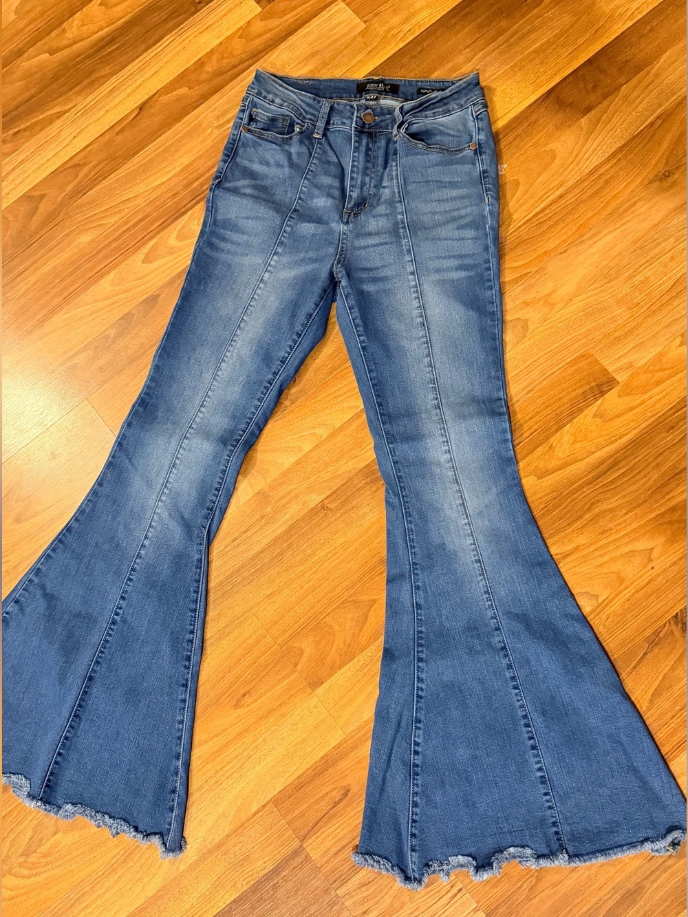 JUDY BLUE 5/27 Women's Blue High-Rise Super Flared Jeans